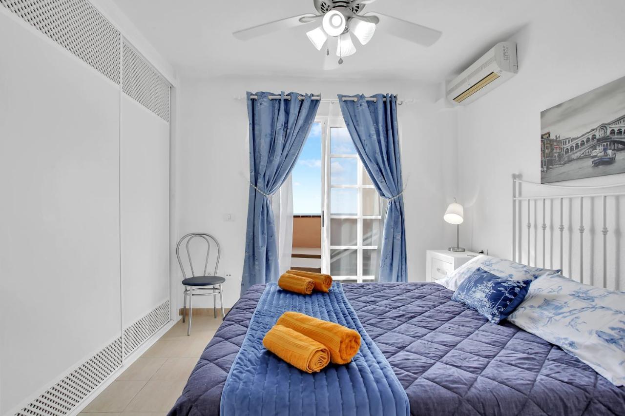 Top Floor, Sea View, Huge Terrace, Heated Pool, Garage Los Cristianos  Εξωτερικό φωτογραφία