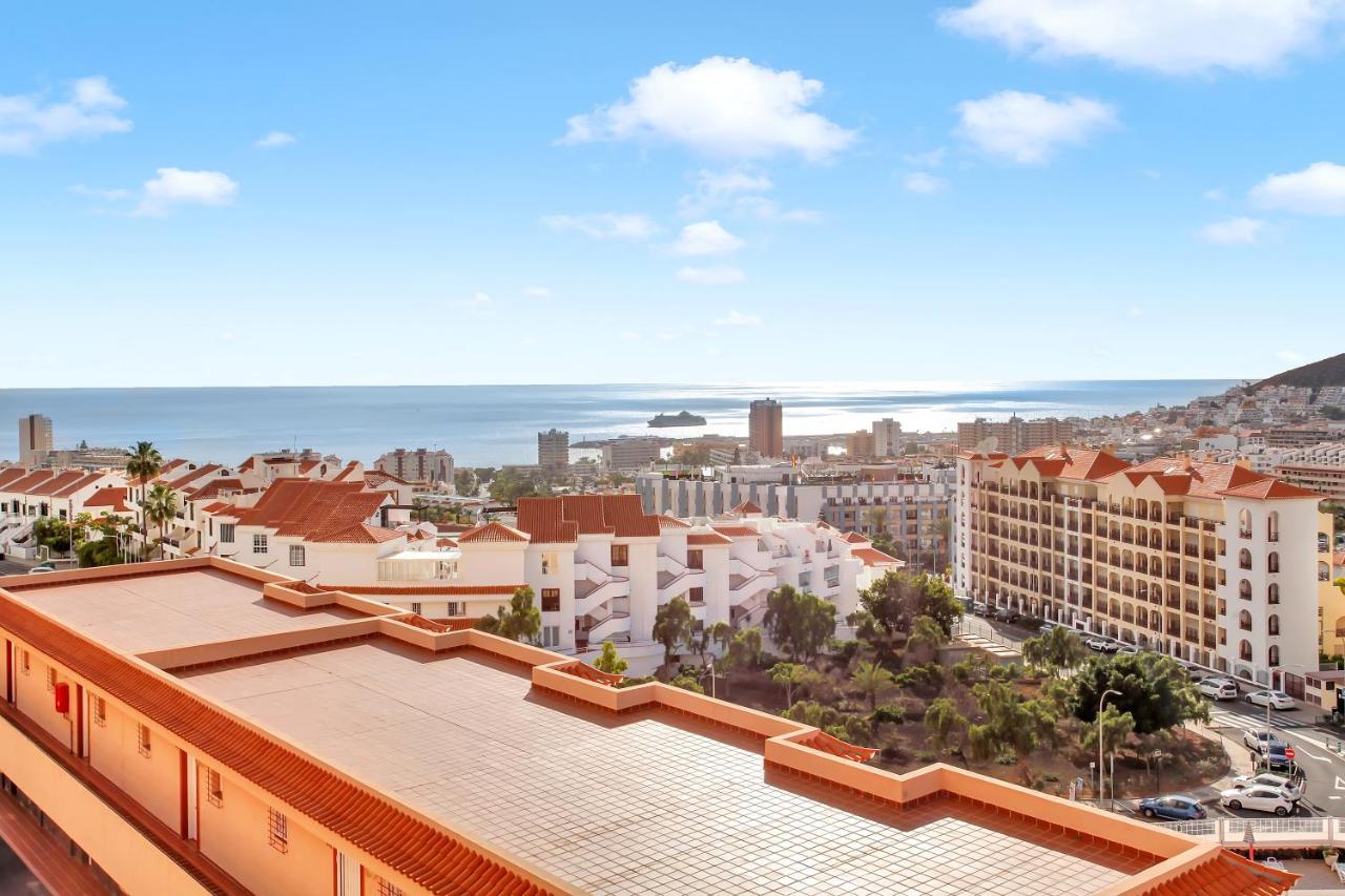 Top Floor, Sea View, Huge Terrace, Heated Pool, Garage Los Cristianos  Εξωτερικό φωτογραφία